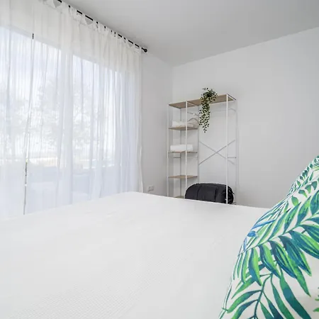 Jouvacations Sol La Selva Вилла